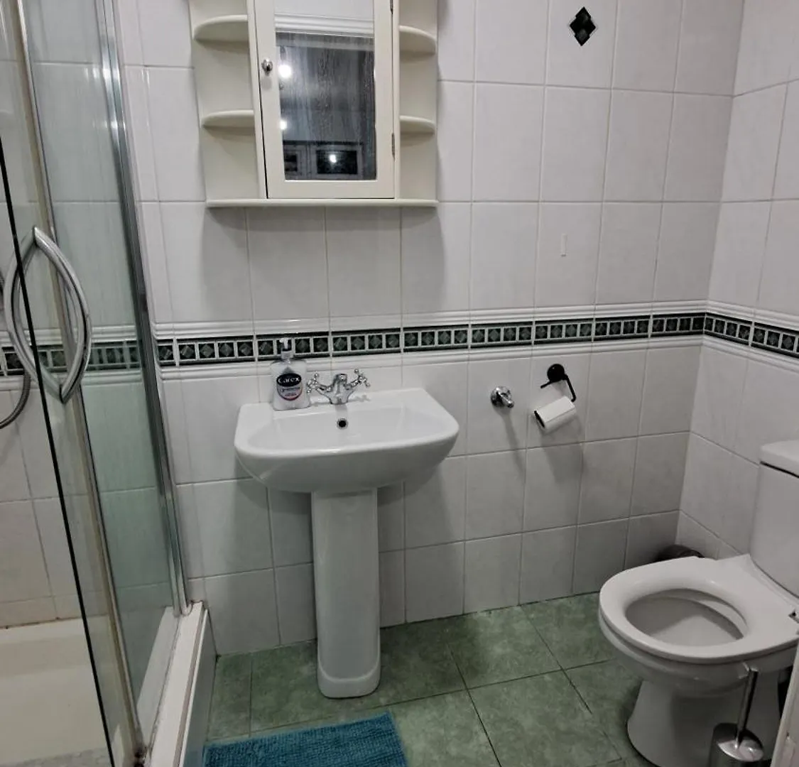 Fenia Estate Hotel Barking  0*, Barking (Greater London)