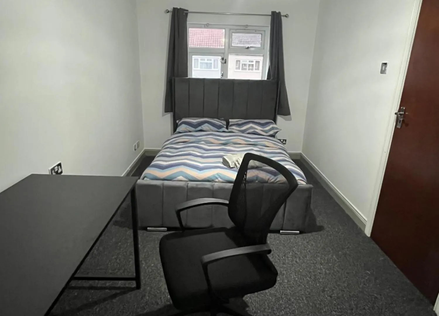 Guest house Fenia Estate Hotel Barking