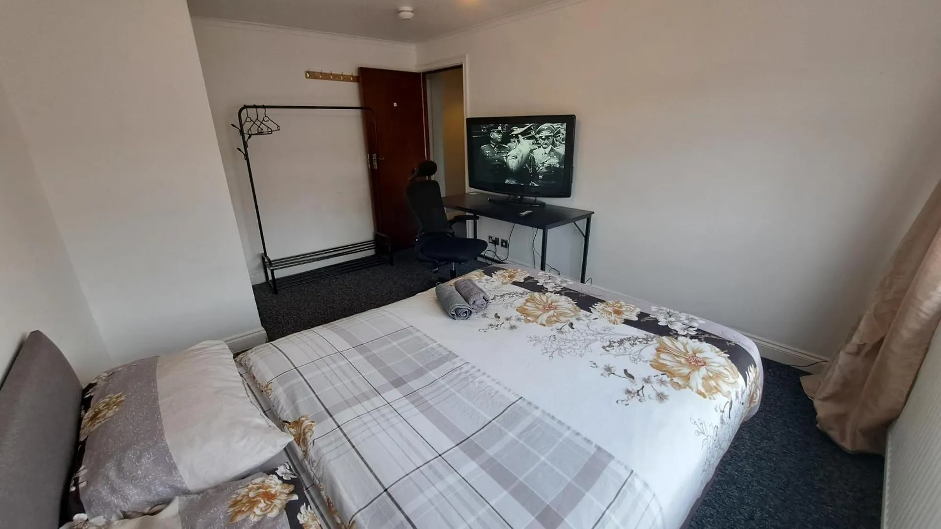 Fenia Estate Hotel Barking  Barking (Greater London)